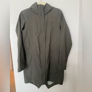 Lululemon Olive Green Rain Jacket Size 4